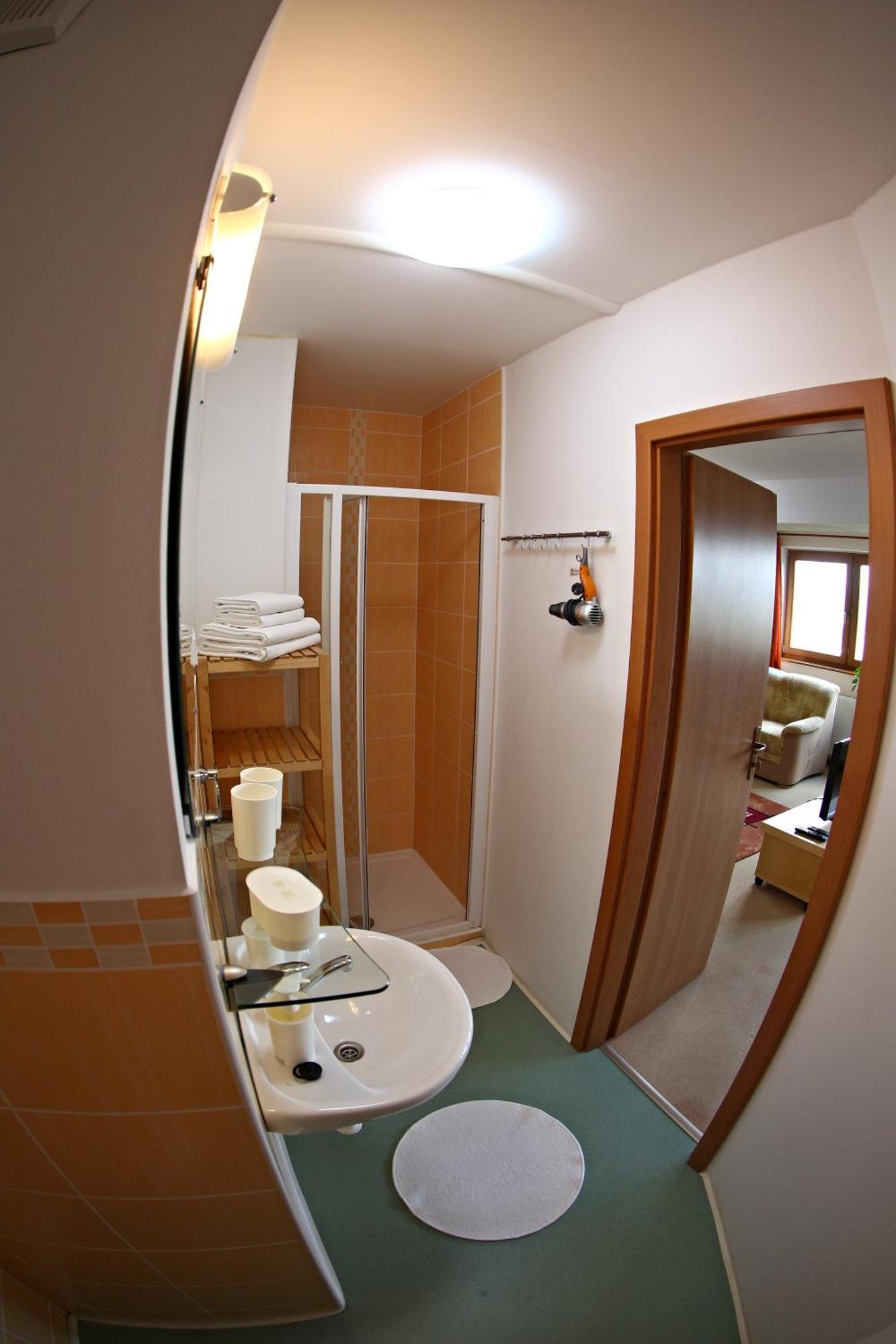 Pension Kral Jablonec nad Nisou Buitenkant foto