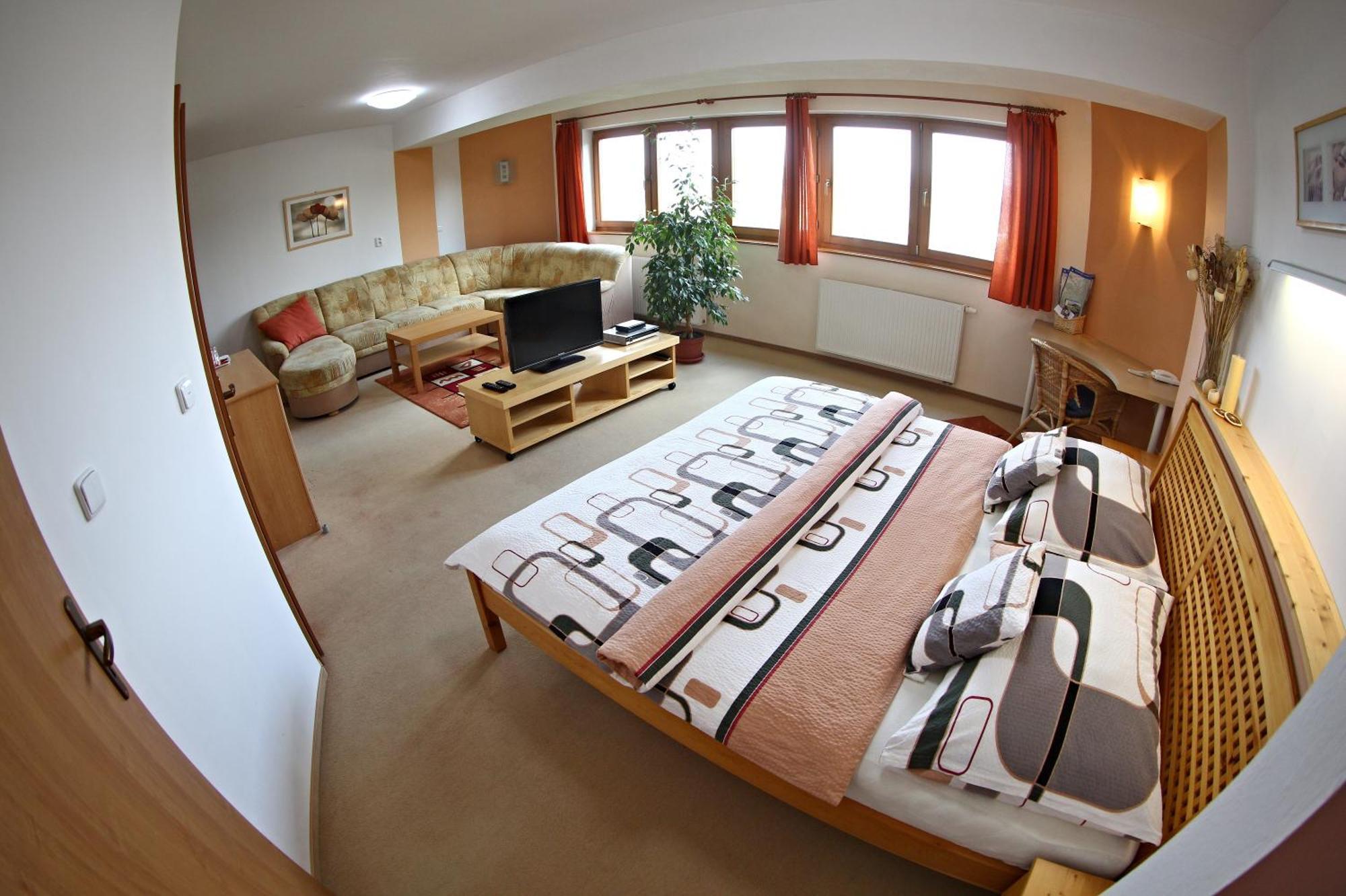 Pension Kral Jablonec nad Nisou Buitenkant foto